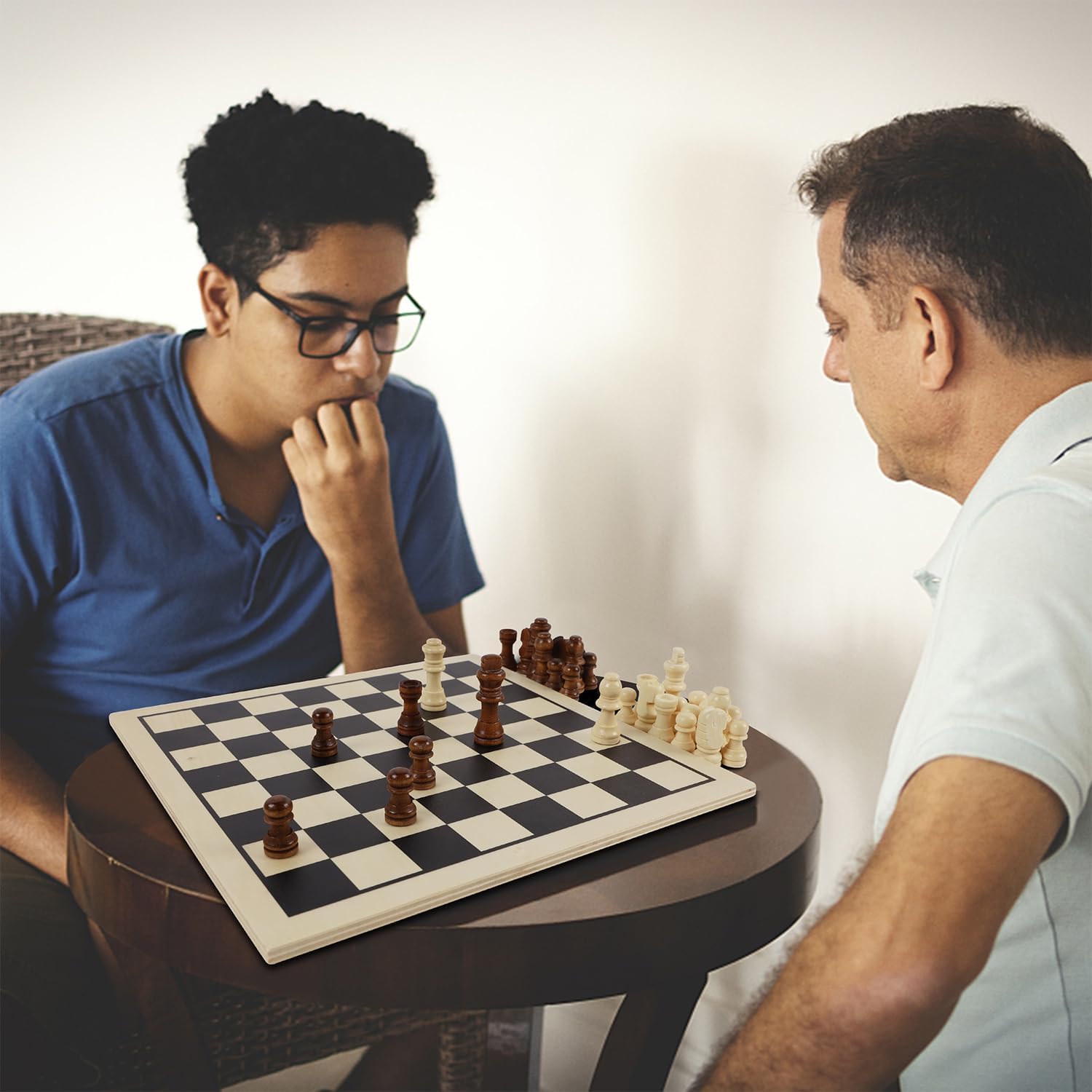 

Набор деревянных настольных игр 7 в 1 для детей и взрослых - Портативные дорожные игры (Шахматы, Шашки, Китайские шашки, Нарды, Парчис United States