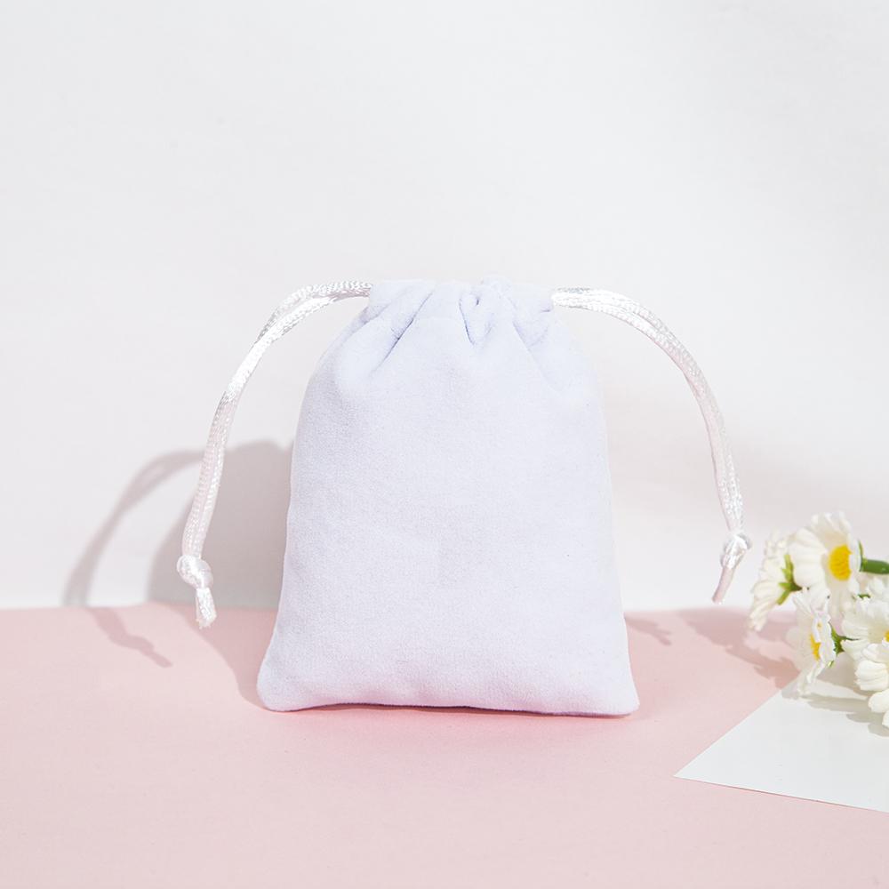 50Pcs Personalized Logo Beige Jewelry Drawstring Bag Thick Velvet Pouch Boutique Cosmetic Wedding Favors Candy Organizer Pockets
