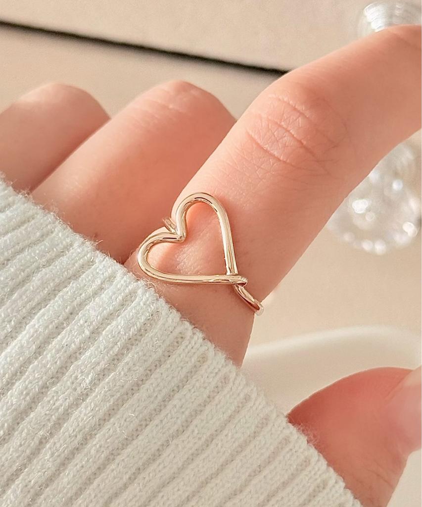 Judien 10K 14K 18K Heart Line Ring