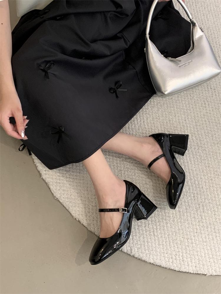 Round Toe Chunky Heel Mary Jane Shoes - Women's French Low-Cut, One-Strap Commuter Heels