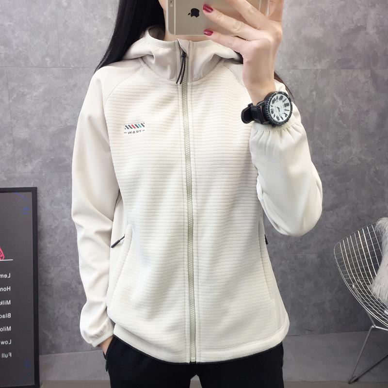 Women's Hooded Polar Fleece Softshell Jacket - Outdoor Windbreaker for Spring/Autumn