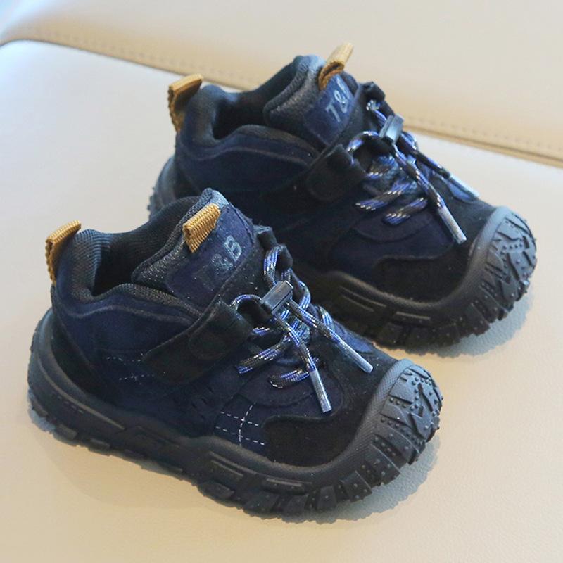 Zapatillas deportivas para niños 2025 primavera y otoño nuevas zapatillas de papá para niños zapatillas de running para niñas zapatillas de montañismo suela blanda zapatillas casuales para bebé