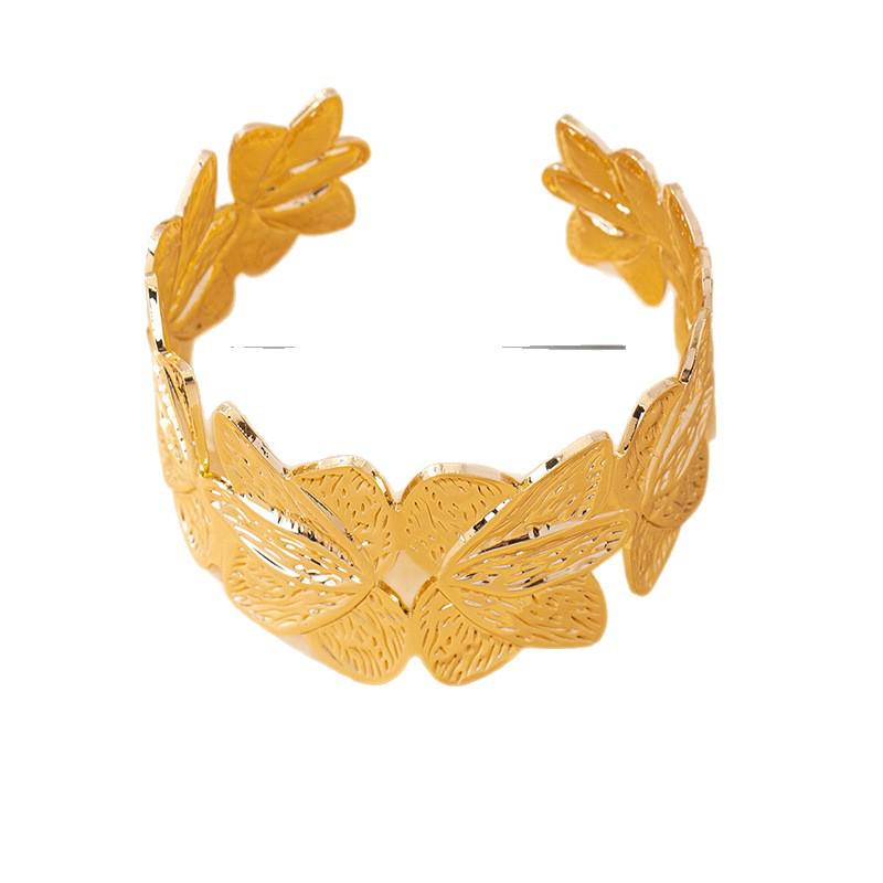 Trendy Leaf Design Bracelet for Women's Daily Wear