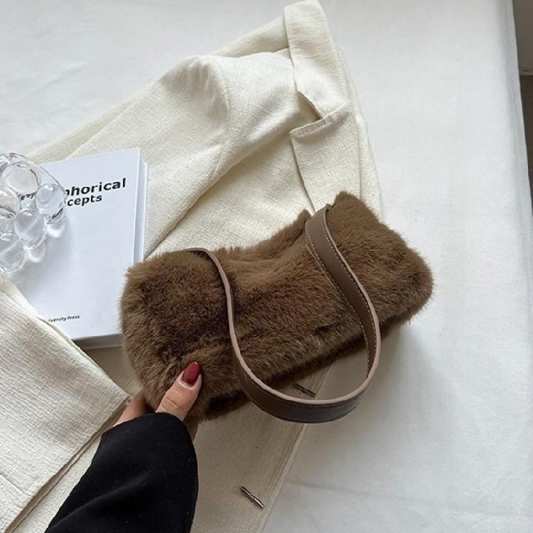 Fashionable Plush Shoulder Bag Functional Interior Suitable for Everyday Use