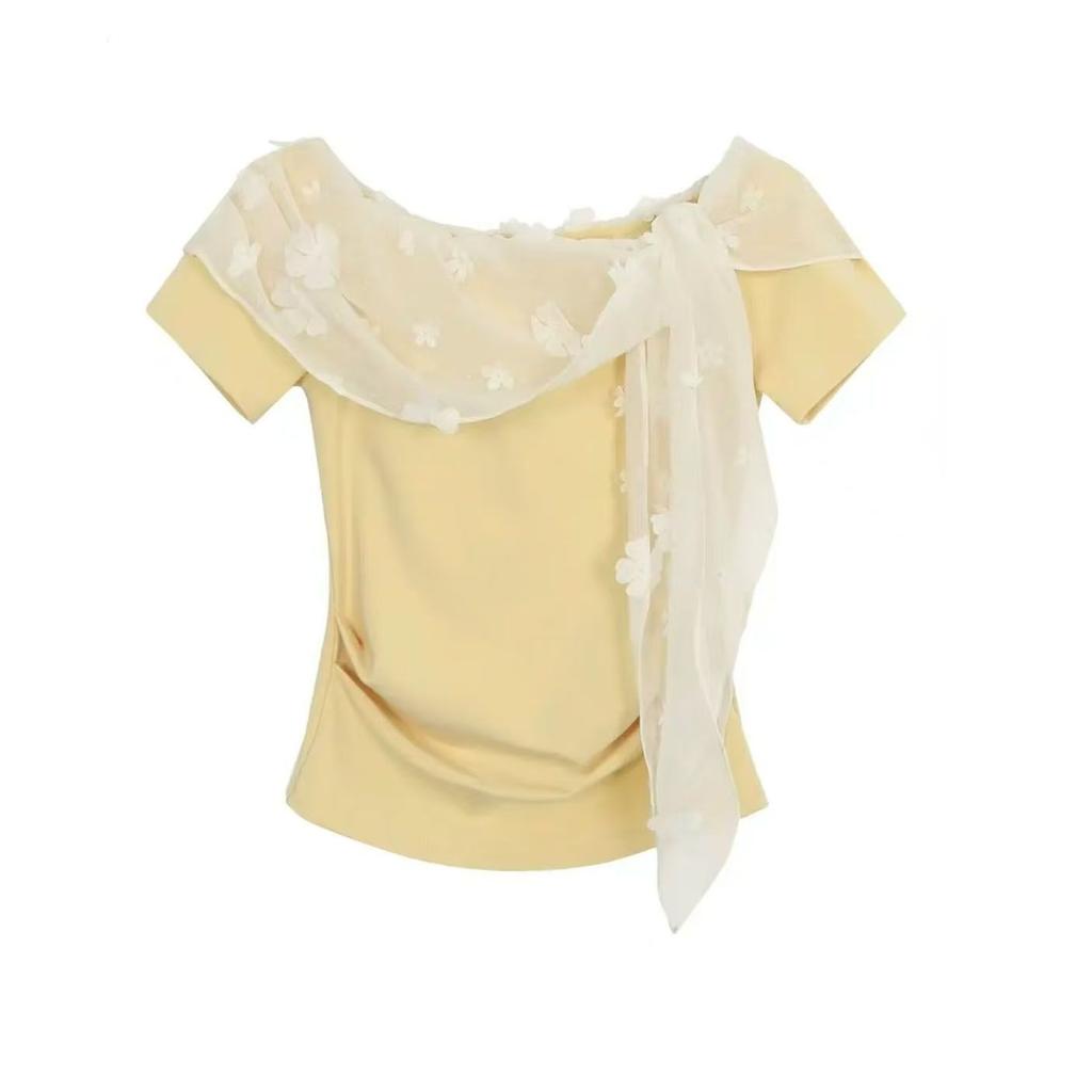 Süßes Einseitig schulterfreies T-Shirt mit Spitzeneinsatz und kurzen Ärmeln für Damen Neues Sommer Slim Figurumspielendes Oberteil