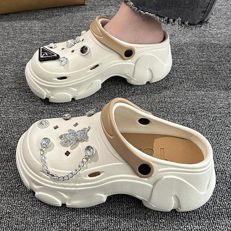 Rutschfeste Lochschuhe, Schuhe mit Absatz, Damenoberbekleidung, Sommer-DIY-Accessoires, dicksohliger Scheiße-treten-Taschenkopf, coole Strandschlappen