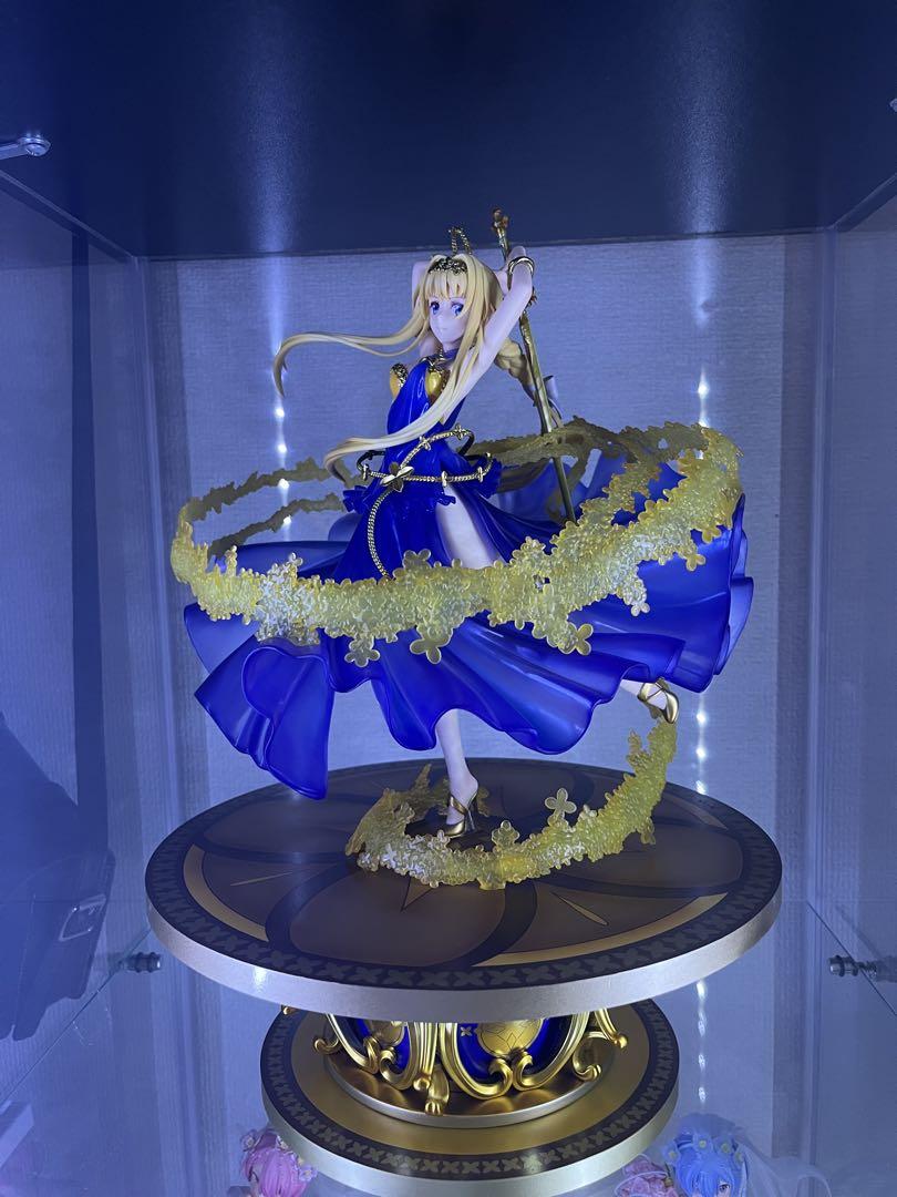 

[Б/У] Клуб школьных идолов Сибуя SAO Алиса Кристальное платье Вер.. масштаб 1/7