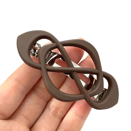Hair Barrette Retro Style Hollow Metal Spring Design Back Head Hair Clip Women Matte Finish Hair Accessories