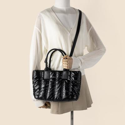 Sac à main tendance léger en duvet, sac cabas de niche au sens premium, sac de tous les jours, sac bandoulière porté épaule