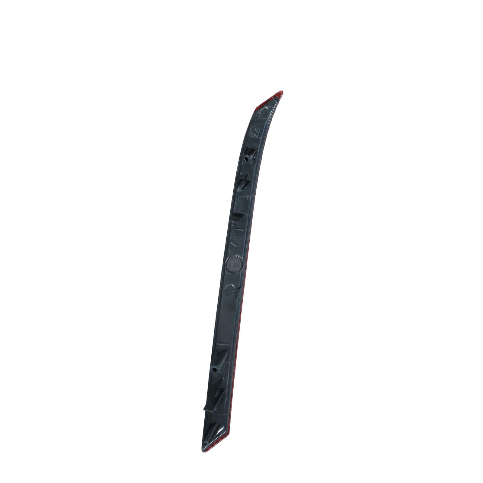

Rear Bumper Reflector Assembly (Right) for Land Rover Range Rover Velar (L560)