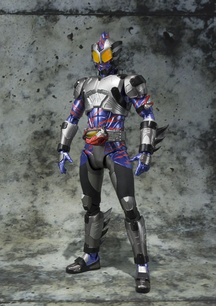 TAMASHII NATIONS Kamen Rider Amazonky Amazon Neo přibližně 150 mm malovaná pohyblivá figurka SHFiguarts ABS&PVC