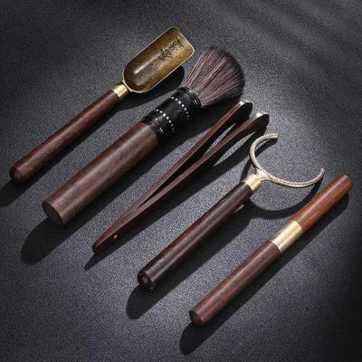 Čajová súprava Pedoleco Chinese Tea Ceremony Set, Šesť džentlmenov, 5-dielna súprava, Obsahuje čajovú lyžičku, čajovú ihlu, čajové kliešte, vidličku na šálku a čajovú kefku, Vyrobené z