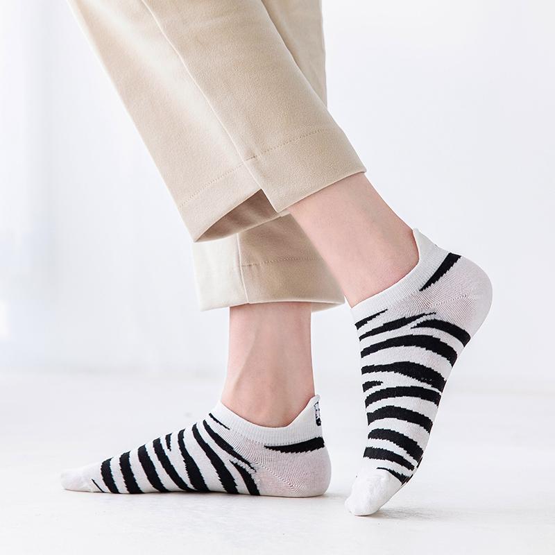 5 Pairs New Arrivals Women Socks Cotton Cartoon Zebra Ankle Socks Female Striped Letter Harajuku Breathable Causal Short Socks