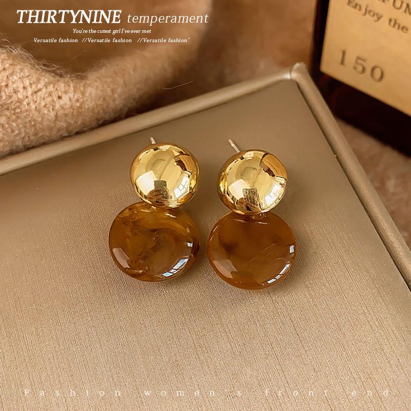 Autumn Retro Amber Stud Earrings - 2025 New Stylish High-End Design for Women