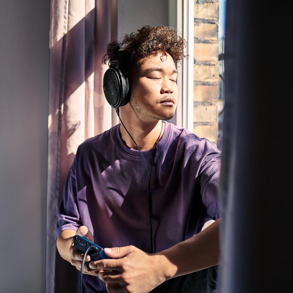 Sennheiser HD 660S2 Headphones headphones for audiophiles with deep bass extension and refined acoustics for and Premium – Open-back, over-ear PC,