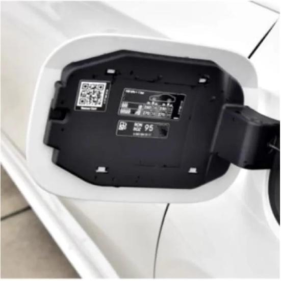 Oil Tank Cover Exterior Fuel Tank Filter Cap Lid Compatible For Mercedes Benz A180 A200 A220 A35(Black)