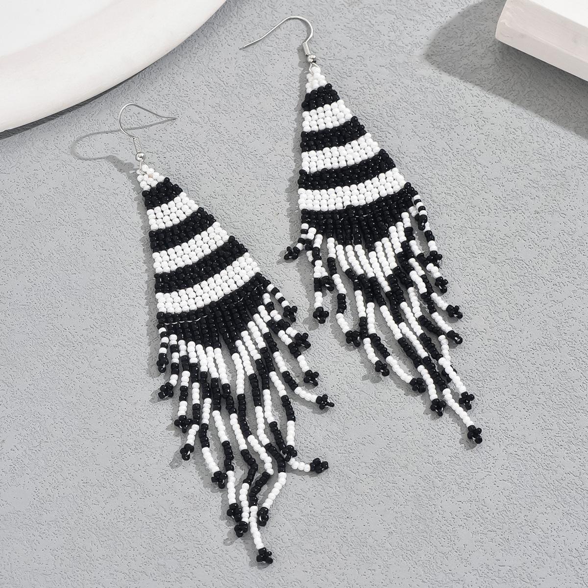 

2025 новый стиль простые серьги из бисера с бахромой серьги-гвоздики из рисовых бусин универсальные текстурные серьги