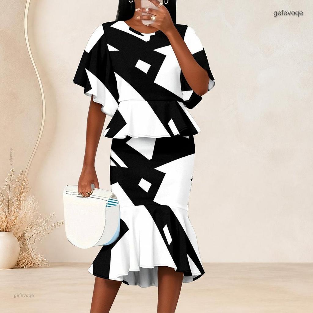 Women Plus Size Two Piece Set Round Neck Batwing Sleeve Black White Printed Ruffle Hem Top Fishtail Skirt