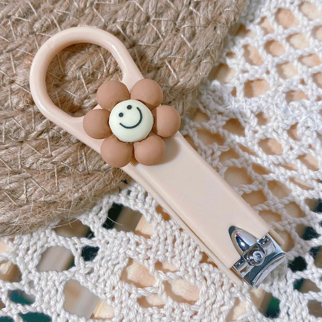New Cute Cartoon Bear Bunny Nail Clippers Anti Splash Nail Trimmer Baby Nail Care Accessories Manicure Tools