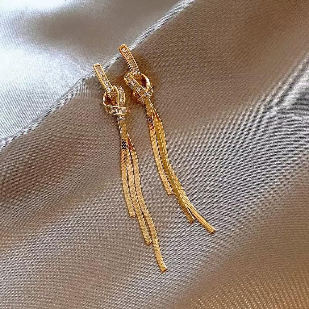 Gold Silver Color Zircon Tassel Twisted Knot Stud Earrings For Women Minimalist Trendy Fine Jewelry Accessories золотой