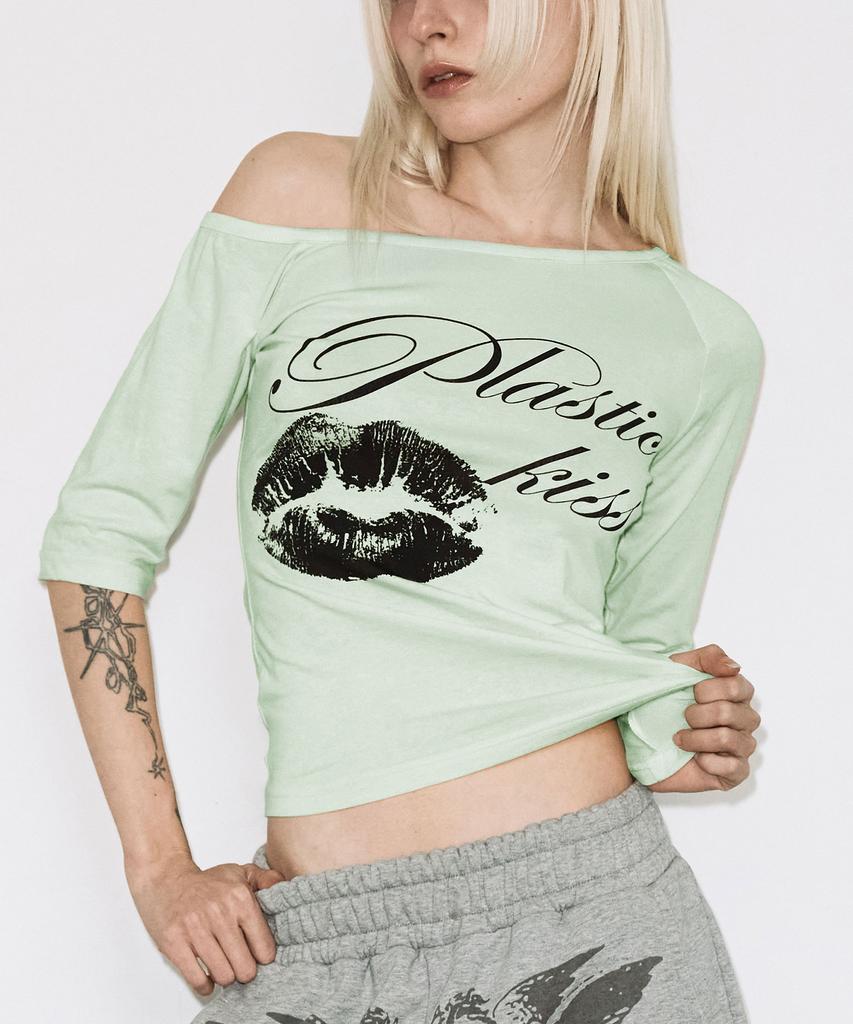 FANCY CLUB Plastic Kiss One-Shoulder Top (Mint) F26Qb051