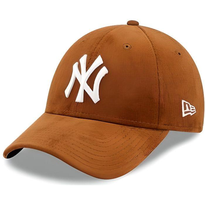 Casquette Femme New Era NY Yankees Corduroy 9Forty - Marron - Logo Brodé - Visière Incurvée