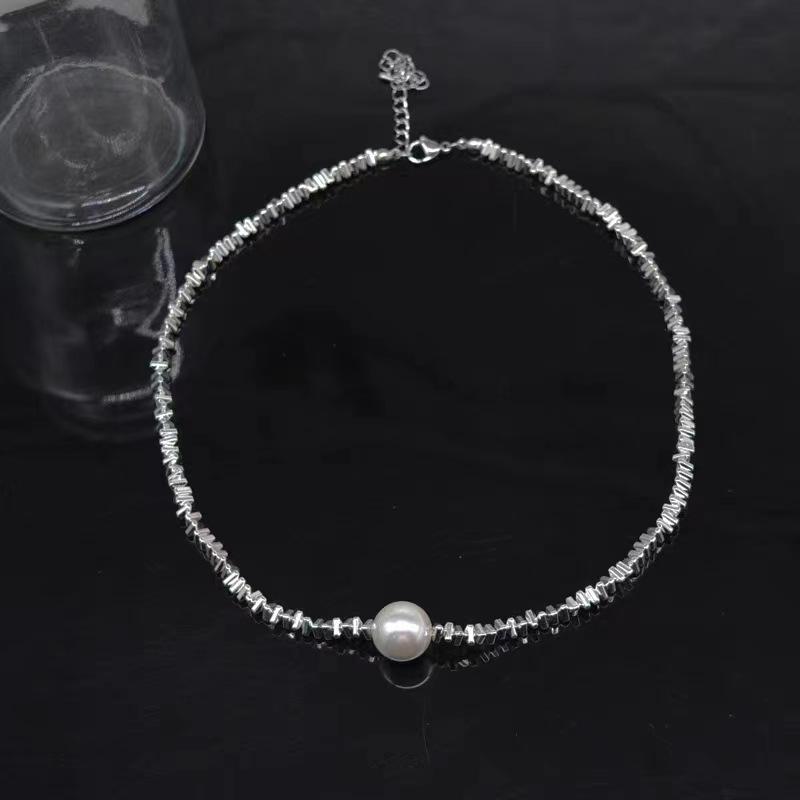 Pearl Necklace Women's Collarbone Chain New Model Popular Light Luxury Niche Broken Silver Neck Chain Decoration