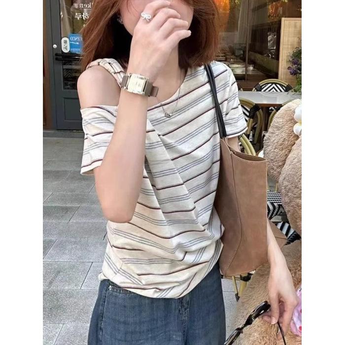 Korean fashion casual design striped slanted shoulder T-shirt women s summer new loose versatile short-sleeved top S