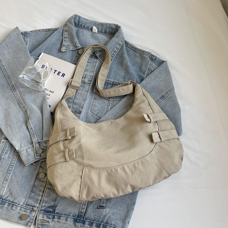 2025 new bag women's commuter shoulder messenger bag casual niche women's bag men's large capacity bag trendy tote bag