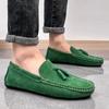 Herren-Mokassins, Pennyloafer, Autofahrerschuhe, bequeme flache Schuhe aus Leder, lässige Slipper in Übergröße, farbige Schuhe für Männer