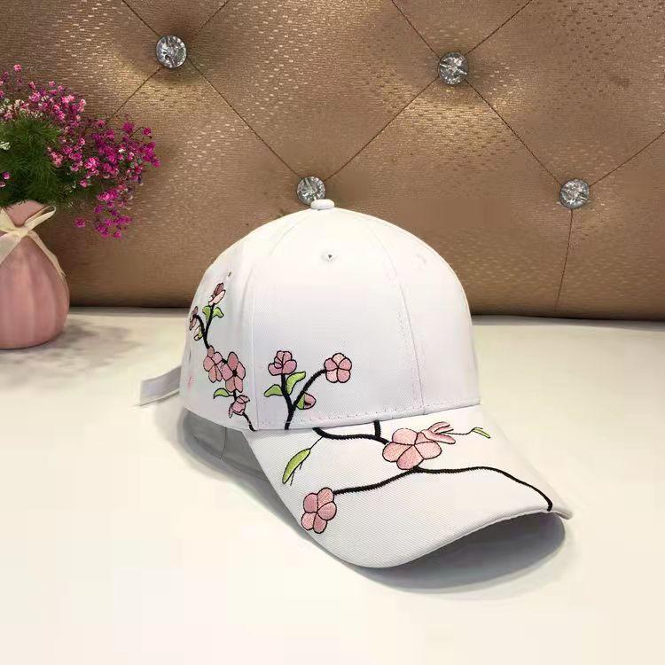 Retro Embroidery Sun Hat Large Head Size Plum Blossom Curved Brim Baseball Cap Unisex Outdoor Dad Hat Trendy New Style