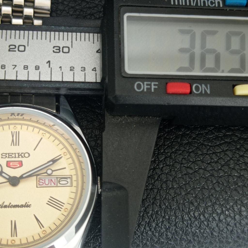 REFURBISHED SEIKO 5 AUTOMATIC 6309A JAPAN MENS VINTAGE GOLDEN WATCH a442141-4