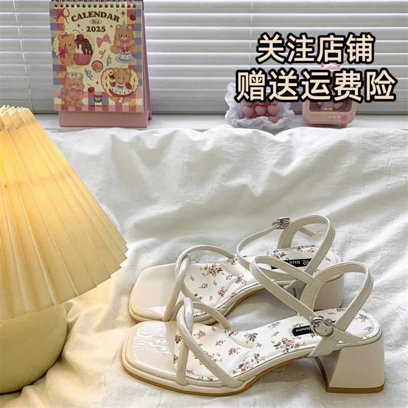 

French one-word sandals women s summer 2025 new models with skirts, high heels, beautiful fairy style thick heel Roman shoes 40 бежевый