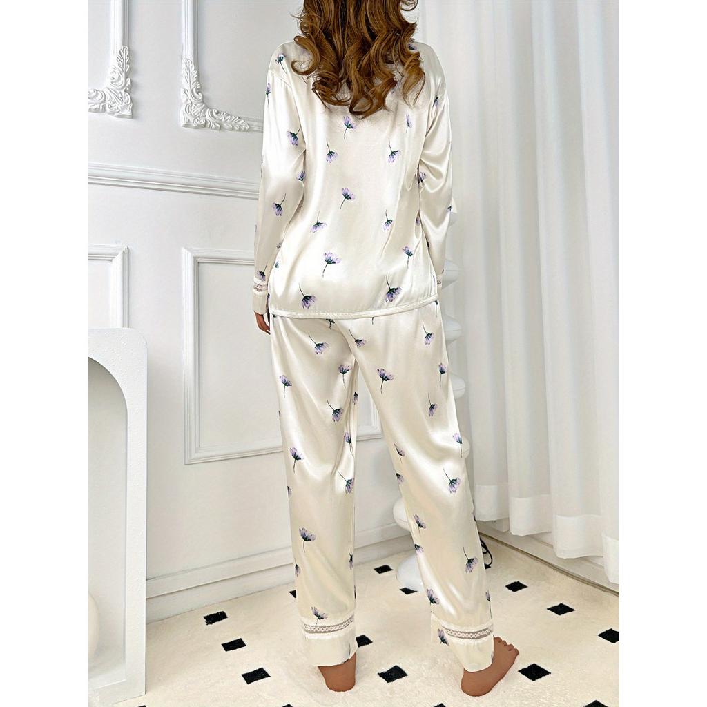 Ladies' Elegant Pajama Set, Featuring A Collared Long Sleeved Top and Pants, Floral Pattern, Button Details, Casual Style, Suitable for All Seasons