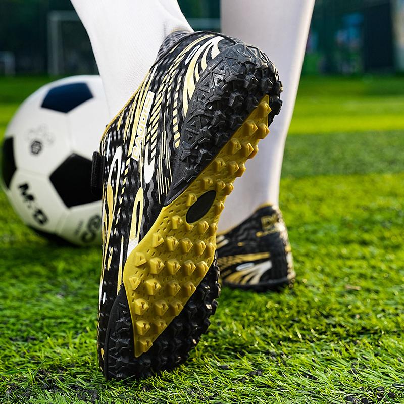 Kids Football Shoes Shock Absorption Anti-skid /Wear-resistant Long Spike Outdoor Sports Training Football Shoes for Boys