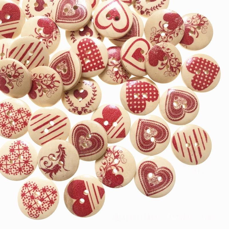100Pcs 15mm Natural Flat Round Printed Wood Buttons 2-Hole Flat Round with Heart Decorative Wooden Buttonsfor DIY Sewing