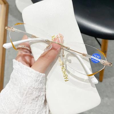 Bayan Lüks Tasarım Elmas Kesim Okuma Gözlükleri Kadınlar İçin Yeni Çerçevesiz Okuma Gözlükleri Moda Anti-mavi Işın Presbiyopi Gözlükleri