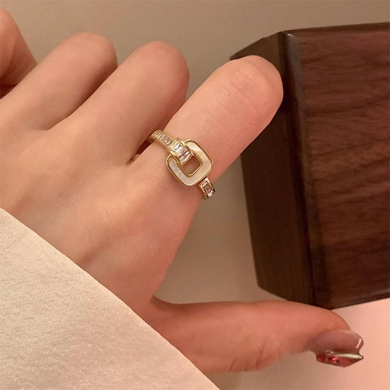 1 st Temperament Fritillary Rhinestones Ringar för kvinnor Par Jubileum Bröllopsfest Smycken Tillbehör Present