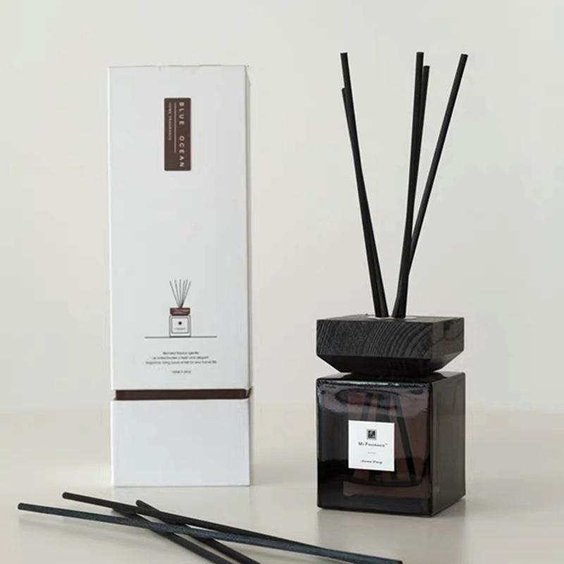 100ml/200ml Sqaure Aromatherapy Bottles Reed Diffuser Refill Accessaries Empty Glass Bottles Rattan Sticks and Wooden Caps