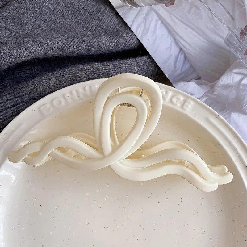 Pinces à cheveux vintage à motif géométrique creux, style crabe et requin, accessoires pour cheveux de fête pour femmes