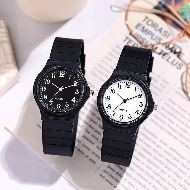 Silent Waterproof Quartz Watch for Men & Women: Ideal for Junior, Senior High, Middle School, & College Entrance Exams.
