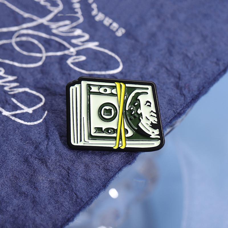 Fashionable Retro Pearl Inlaid Brooch, Suit Brooch