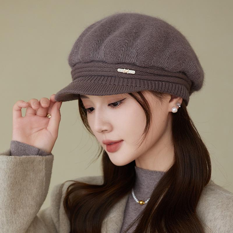 

Зимняя бархатная шапка-ушанка для женщин, теплая шапка с капюшоном, широкополая, с небольшой защитой ушей, модная шляпа-луна One size