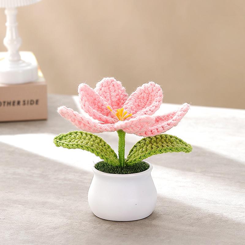 Knitting Tulip Flowers with Potted Cute Crochet Flower Fake Plant Party Gift Home Decor Tulip Woven Flower