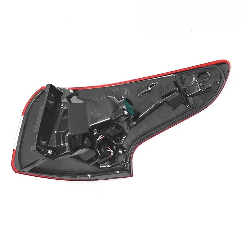 1pc Car Tail Light Rear Brake Turn Signal Light for Nissan Qashqai MK2 J11 2014-2016 (without Bulbs)