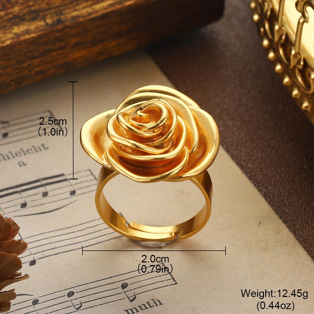 French retro gold rose stud earrings, earclips, niche premium necklace, ring set, medieval vintage jewelry.