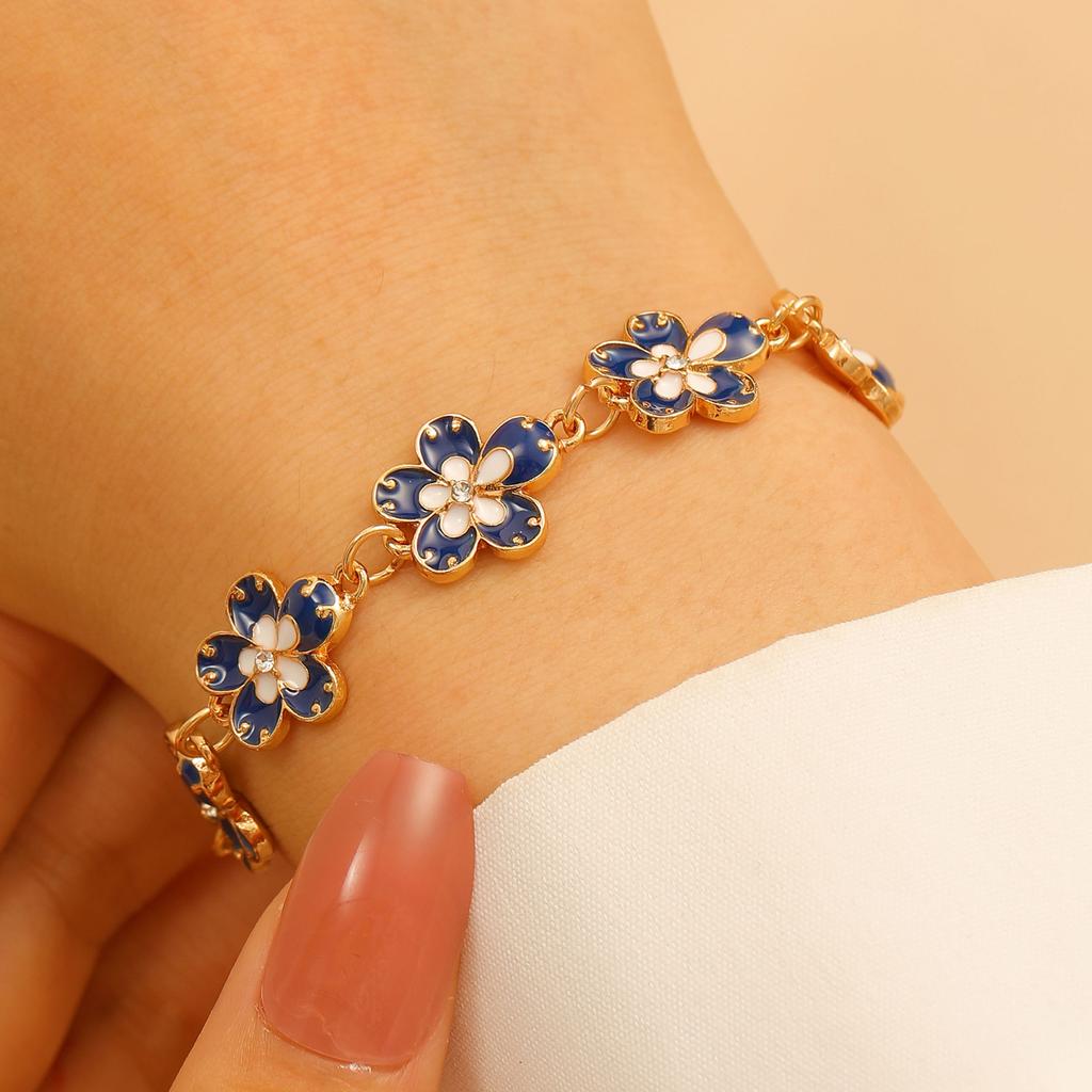 Alloy rose bracelet for women, retro and old design temperament bracelet