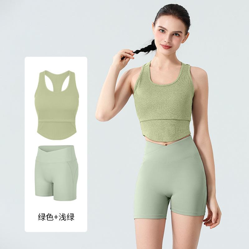 High elastic u-neck threaded yoga vest shorts fitness set summer, breathable and quick-drying badminton sportswear set women