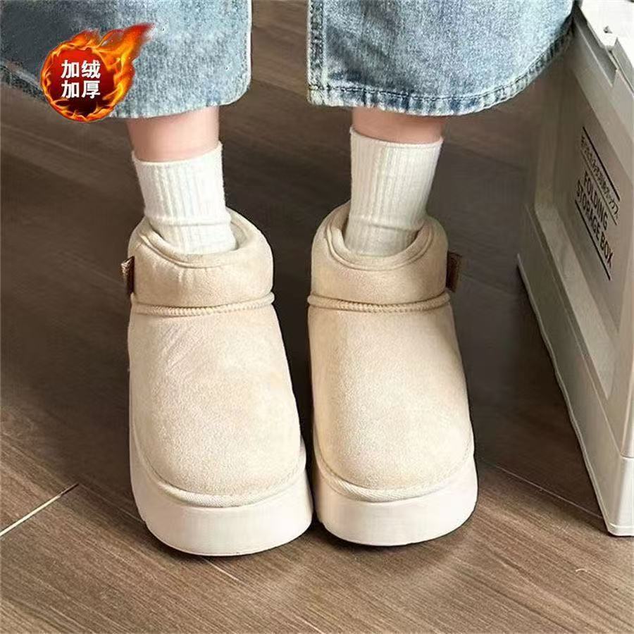 Lightweight Thick-soled Snow Boots Winter New Piled Thickened Short Tube Fluffy Short Cotton Boots Bread Shoes