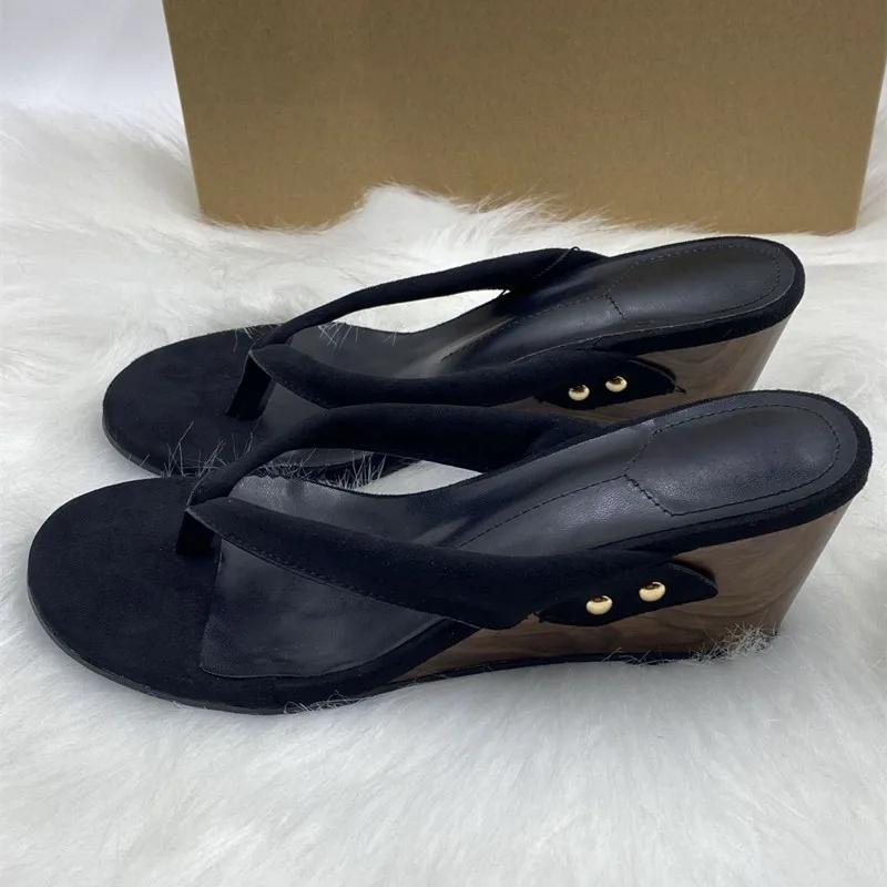 Retro Metal Rivet Decoration Brand Slippers Women Comfortable Clip Toe Wedges Slide Sandals Summer Sexy Holiday Beach Flip Flops